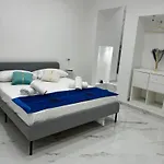 Sanfeliceguestroom 3*