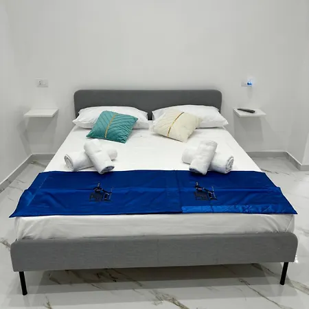 Sanfeliceguestroom 住宿加早餐酒店 那不勒斯